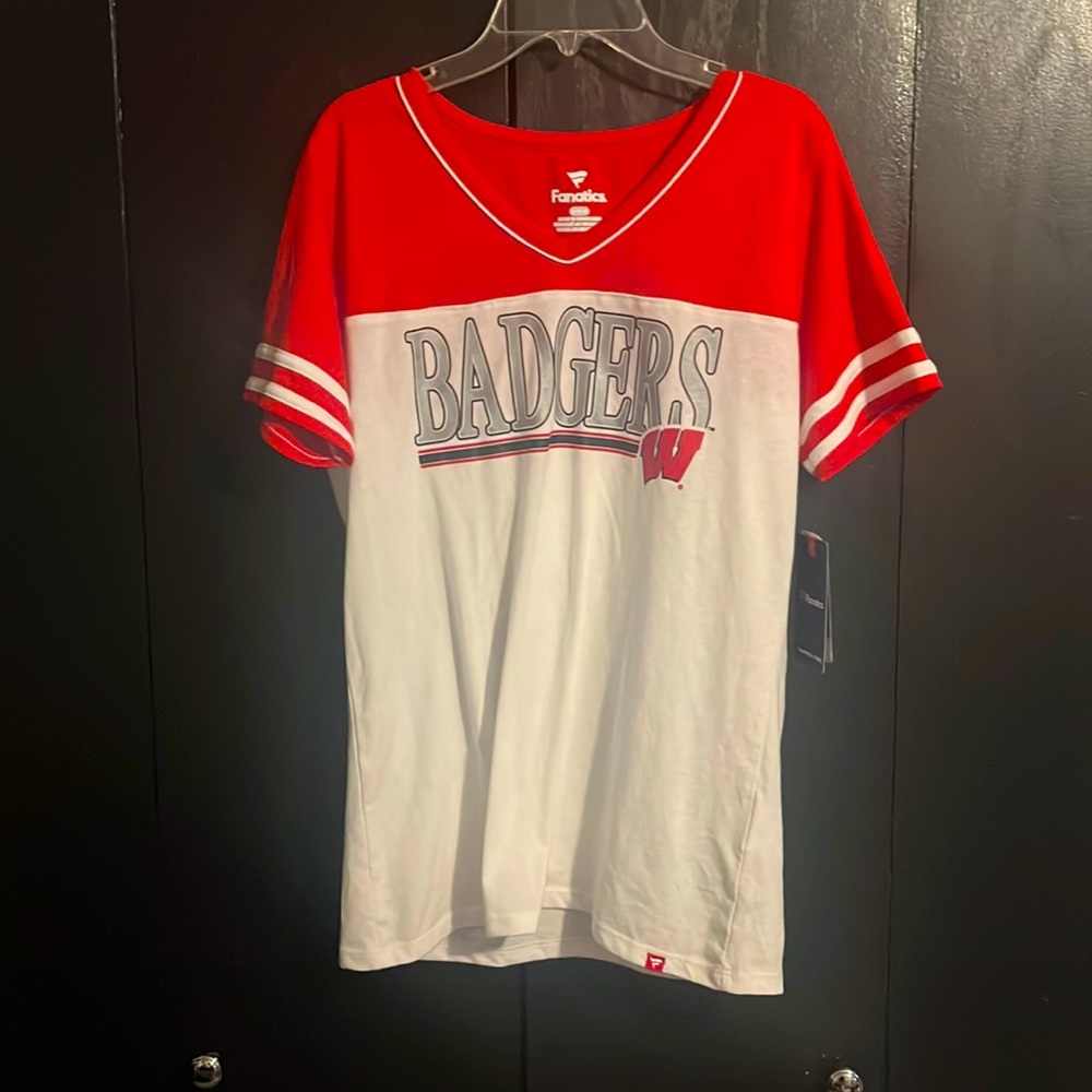 Wisconsin Badgers NWT Women’s Short Sleeve